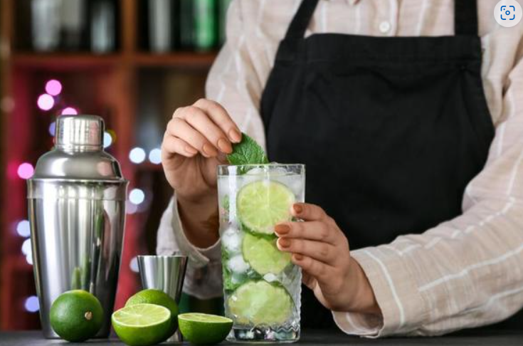 Cocktail_making_master_class